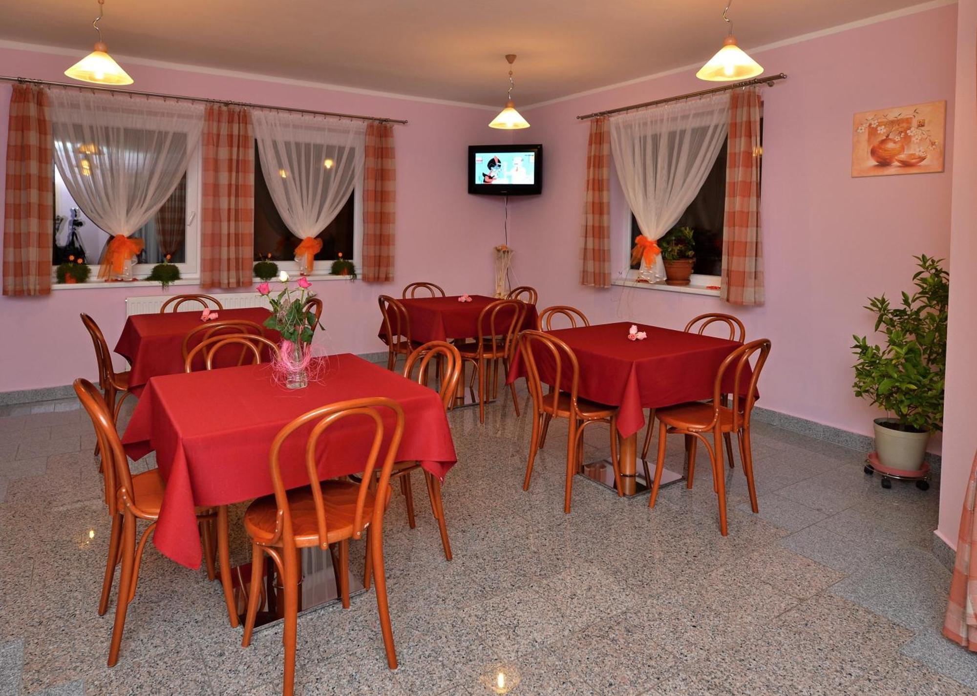 Apartmany Broma Ліптовський Мікулаш Екстер'єр фото