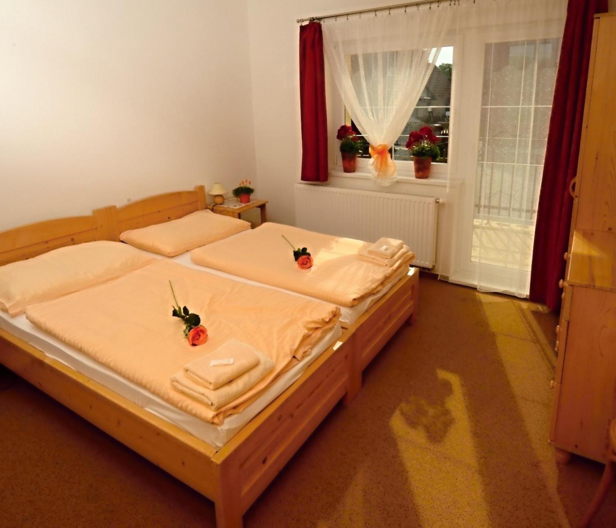 Apartmany Broma Ліптовський Мікулаш Екстер'єр фото