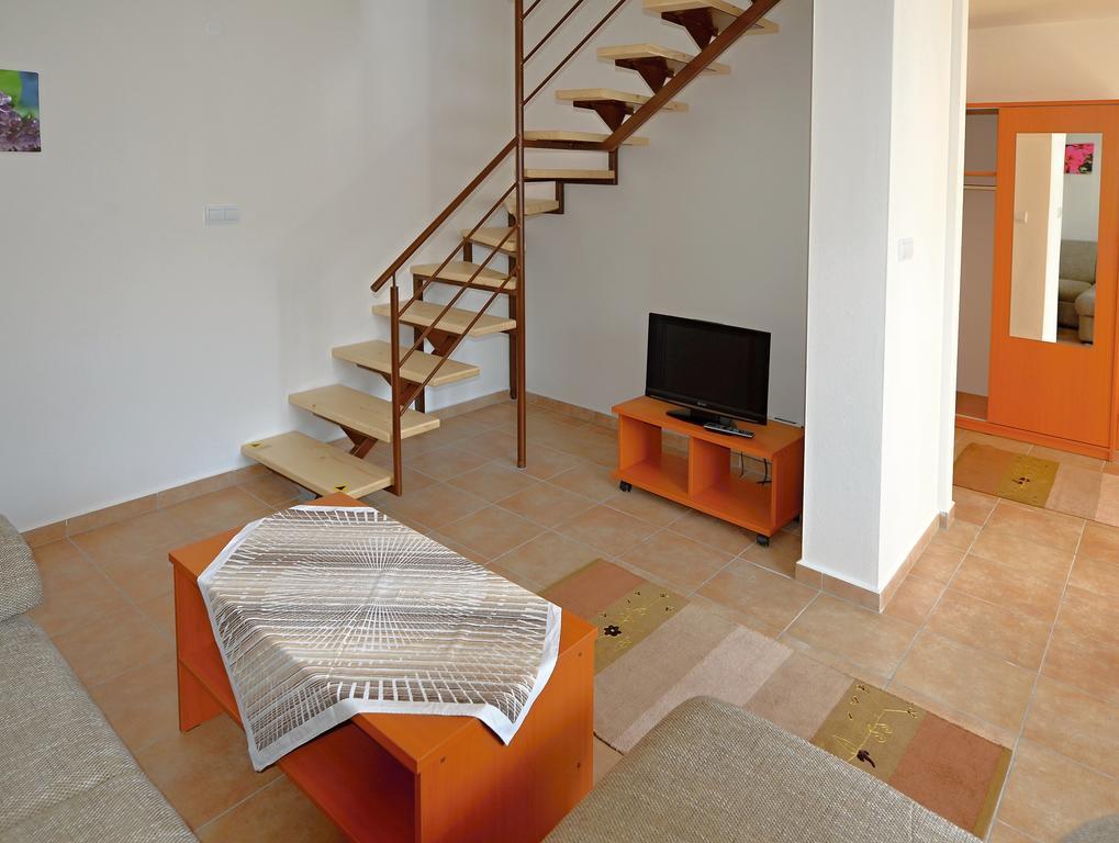 Apartmany Broma Ліптовський Мікулаш Екстер'єр фото